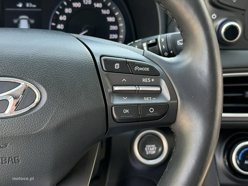 Hyundai KONA 16