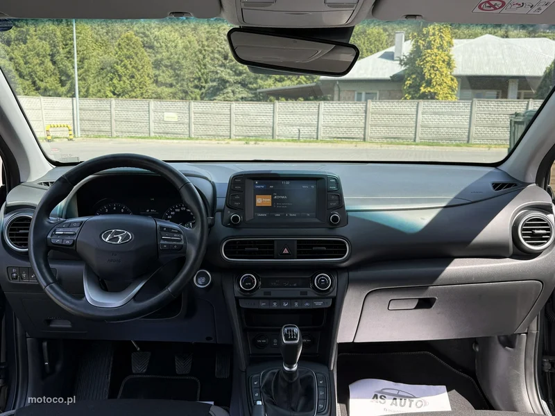 Hyundai KONA 6