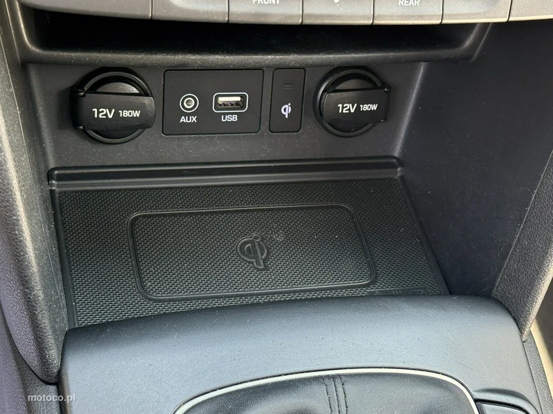 Hyundai KONA 9