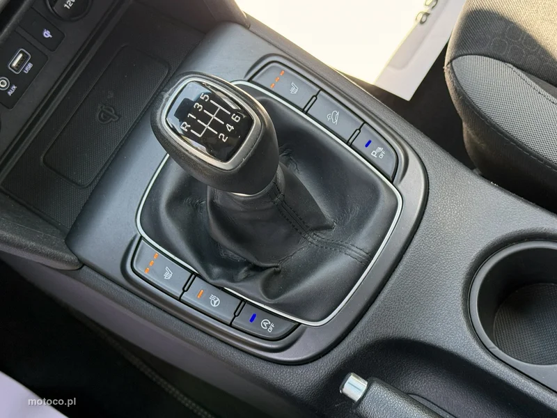 Hyundai KONA 10