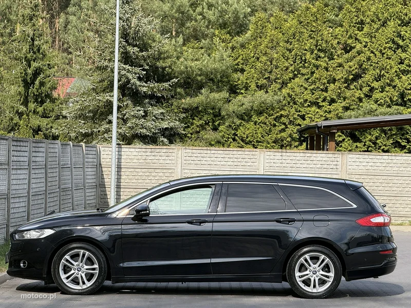 Ford Mondeo V 38