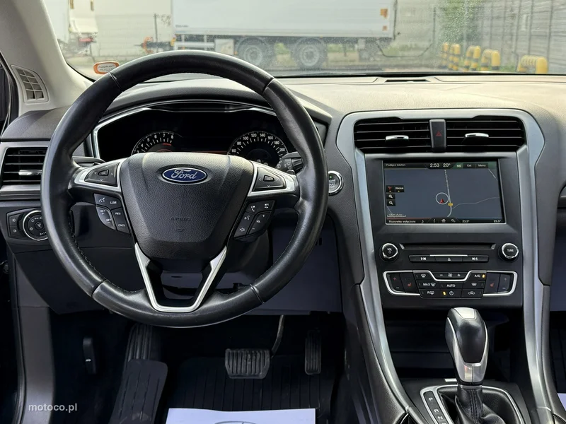 Ford Mondeo V 52