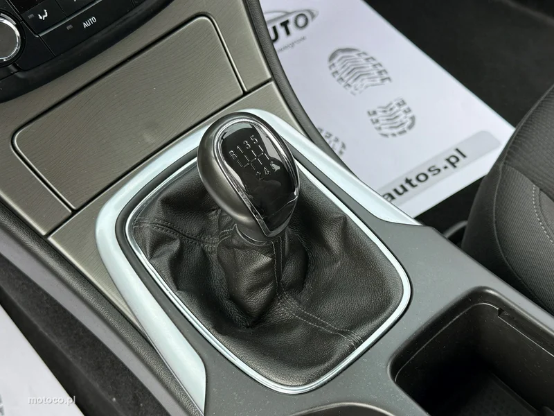 Opel Insignia A 10