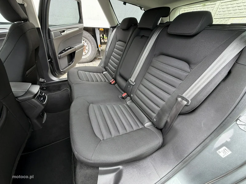 Ford Mondeo V 13