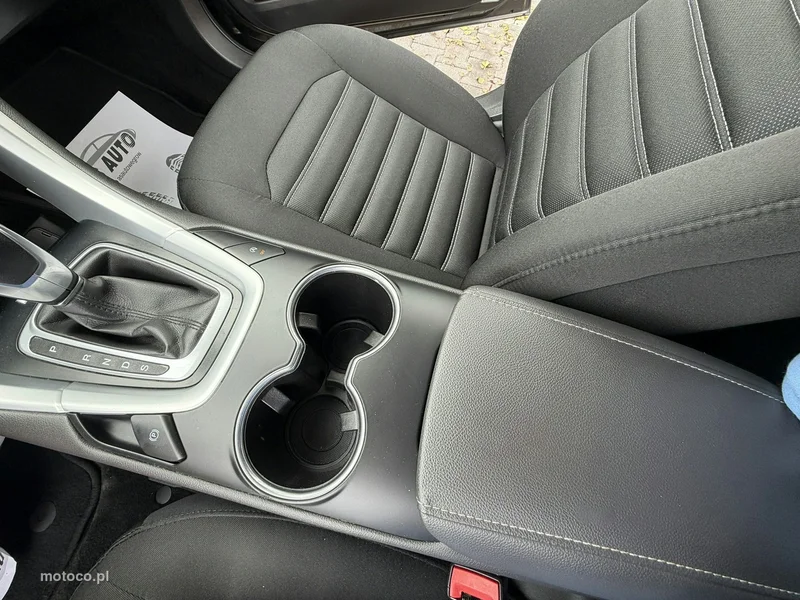 Ford Mondeo V 14
