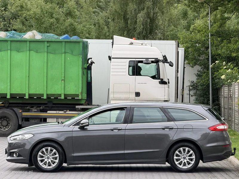 Ford Mondeo V 23