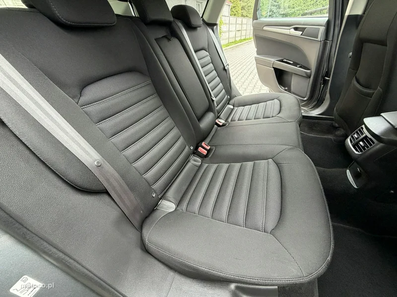 Ford Mondeo V 53