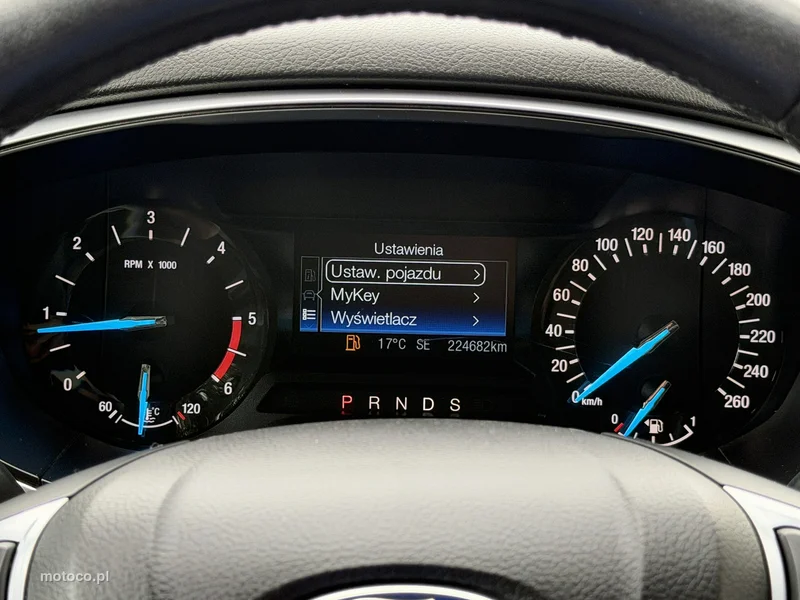 Ford Mondeo V 9