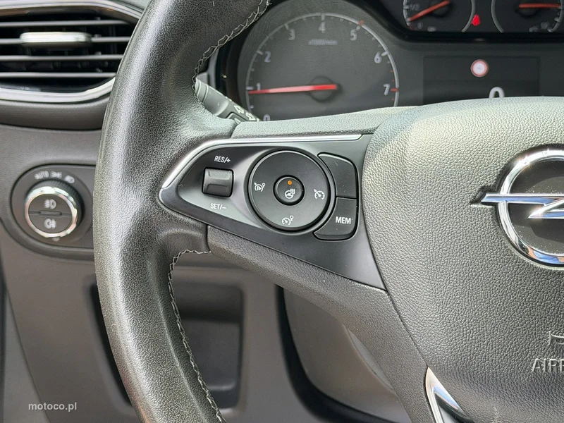 Opel Crossland X 14