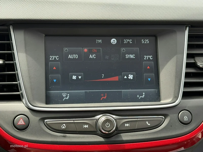 Opel Crossland X 59