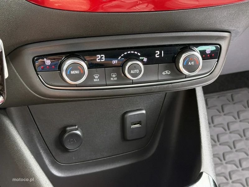 Opel Crossland X 9