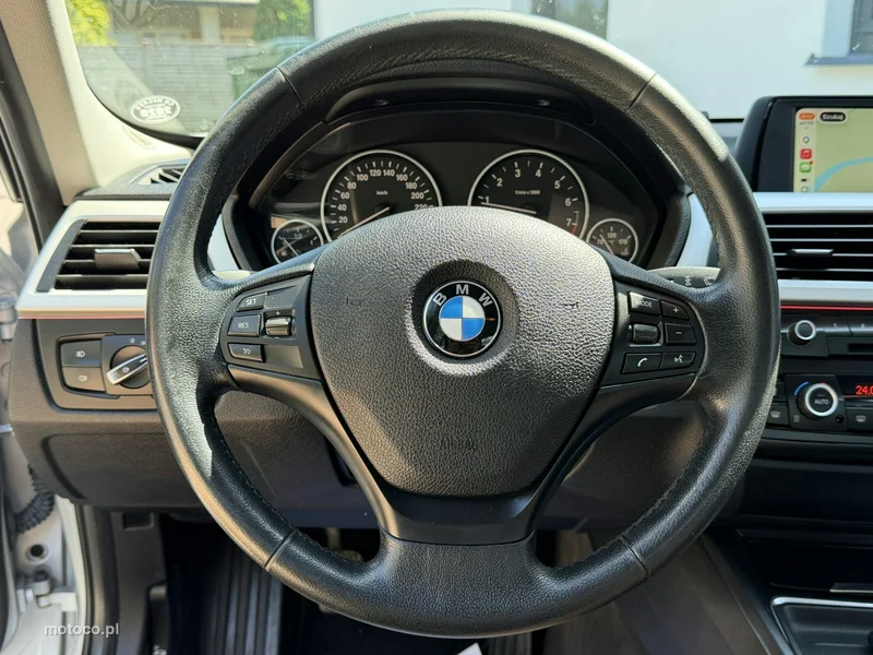 BMW Seria 3 F30 320 12