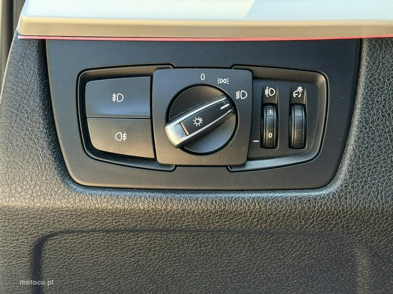 BMW Seria 3 F30 320 9