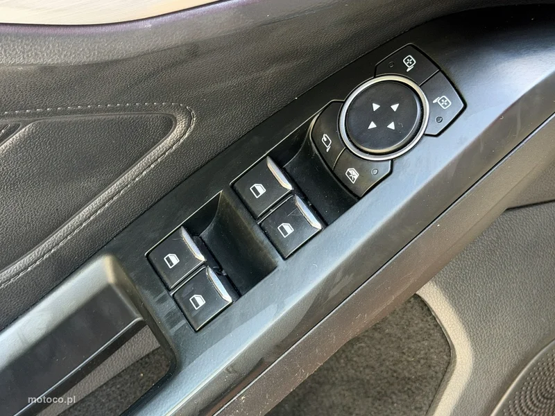 Ford Focus IV 9