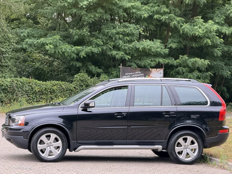 Volvo XC 90 25