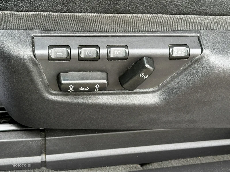 Volvo XC 90 8