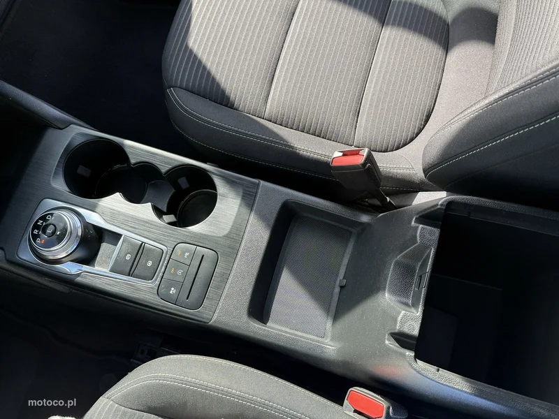 Ford Kuga III 17