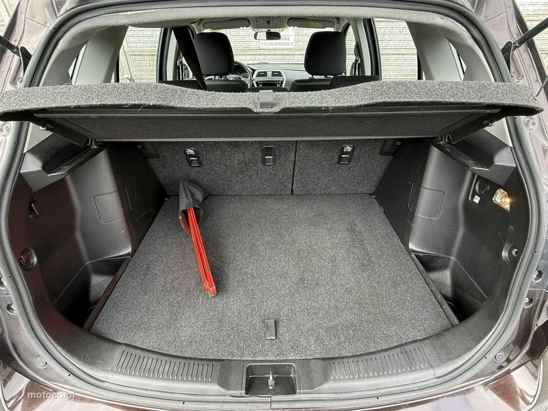 Suzuki (SX4) S-Cross 13