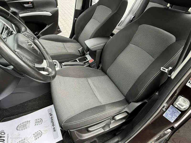 Suzuki (SX4) S-Cross 19