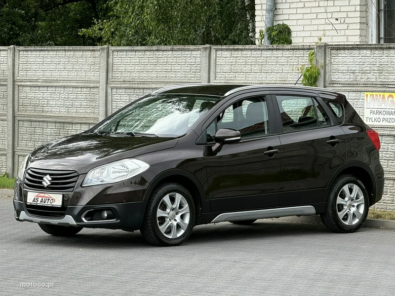 Suzuki (SX4) S-Cross 23