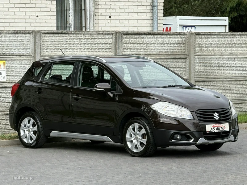 Suzuki (SX4) S-Cross 29