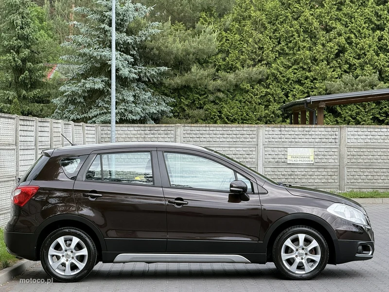 Suzuki (SX4) S-Cross 31
