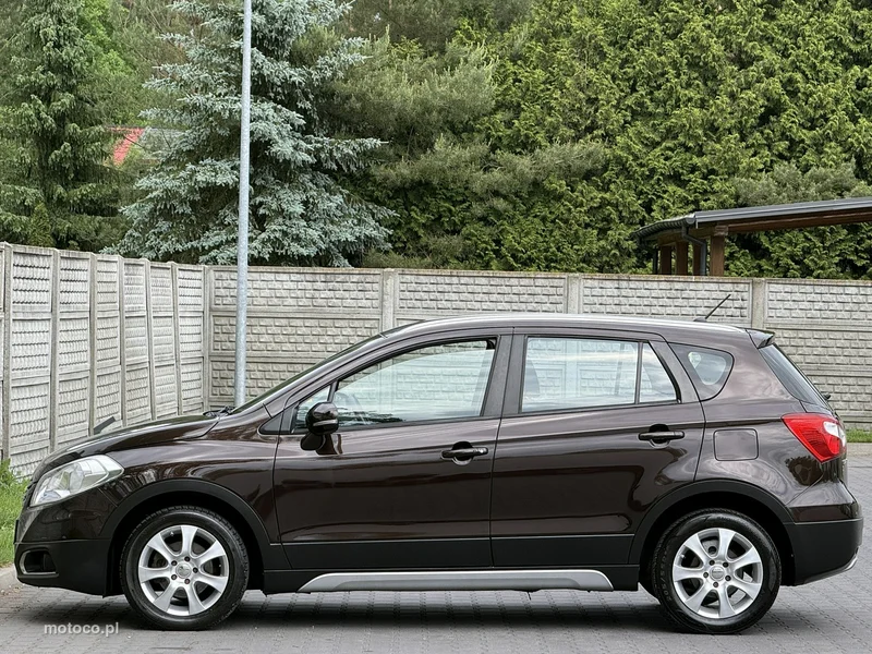 Suzuki (SX4) S-Cross 32