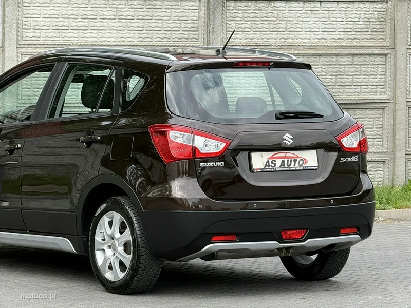 Suzuki (SX4) S-Cross 36