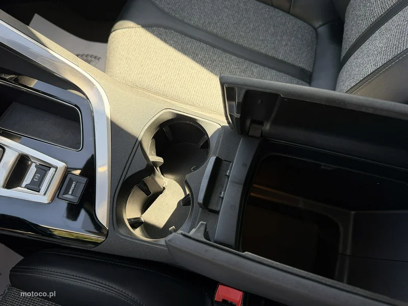 Peugeot 3008 16