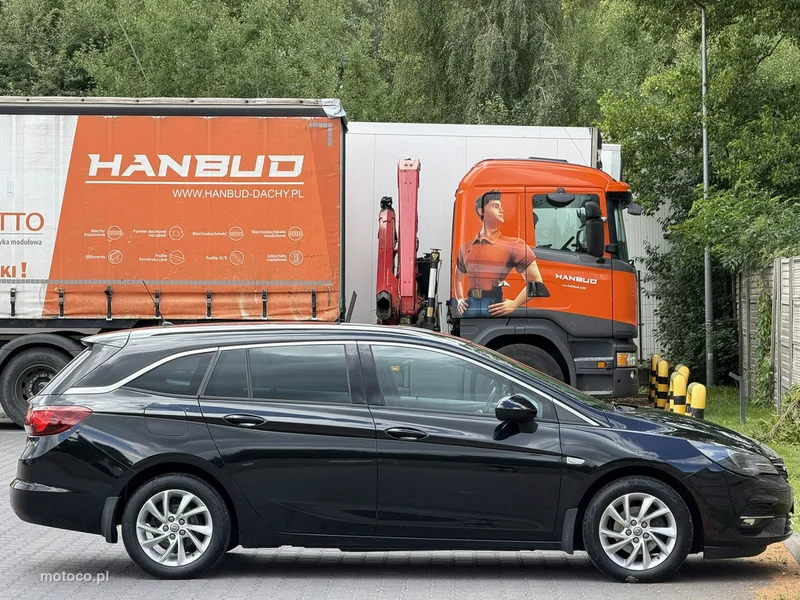 Opel Astra K 46