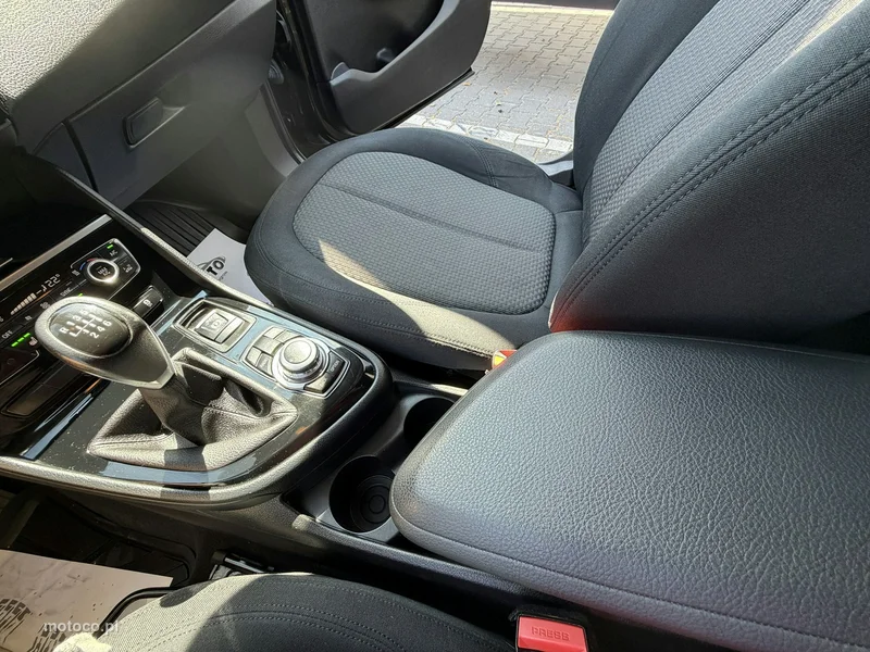 BMW Seria 2 F45 218 17