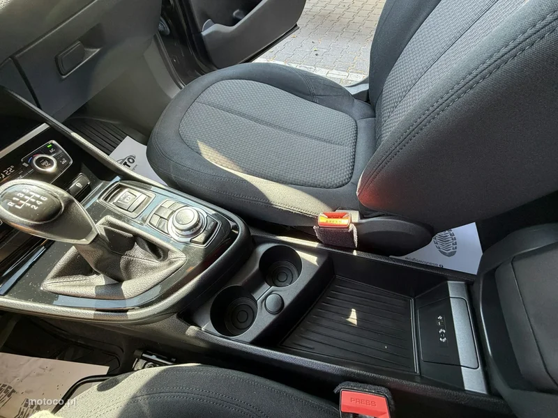 BMW Seria 2 F45 218 18