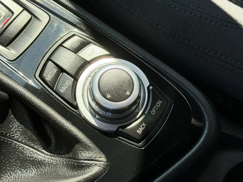 BMW Seria 2 F45 218 8