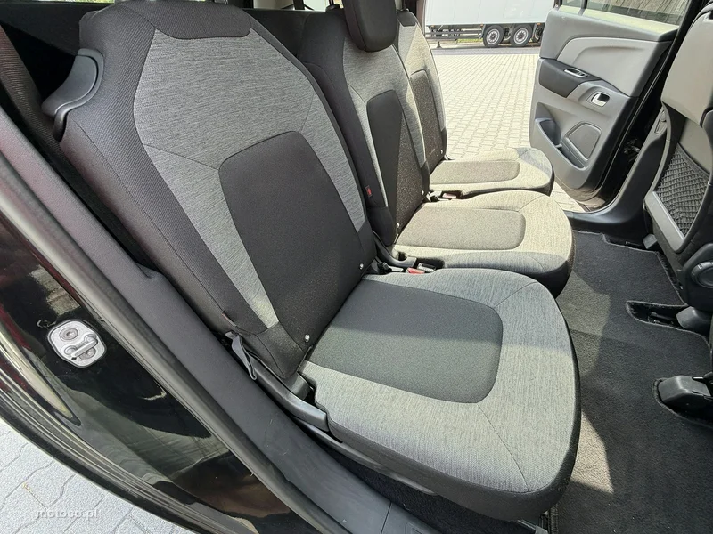 Citroen C4 SpaceTourer 11