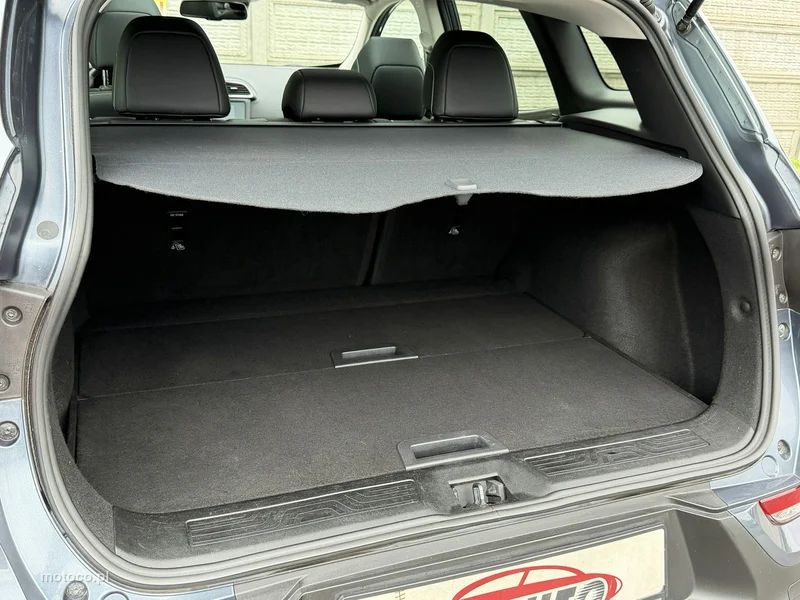 Renault Kadjar I 12