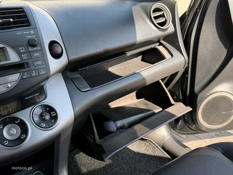 Toyota RAV 4 XA30 51