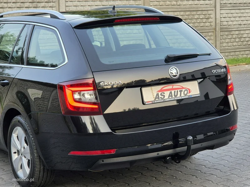 Skoda Octavia III 32