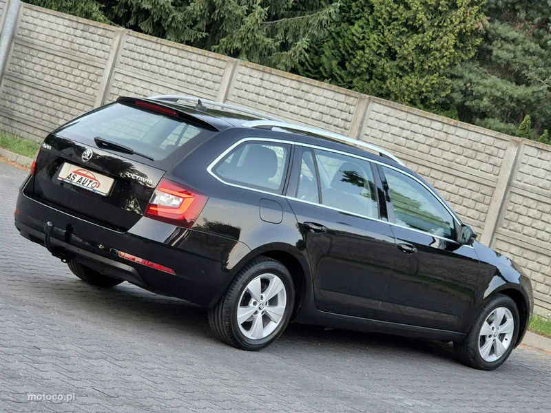 Skoda Octavia III 34