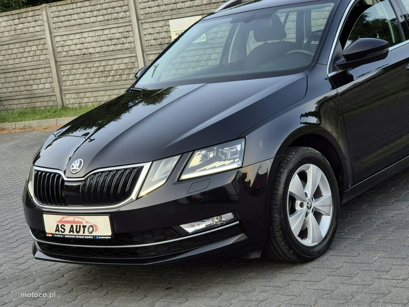 Skoda Octavia III 63