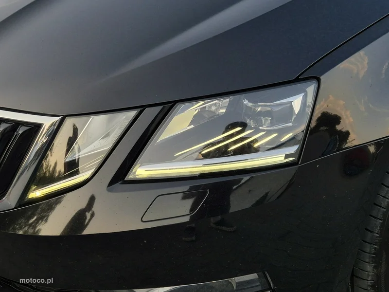 Skoda Octavia III 64