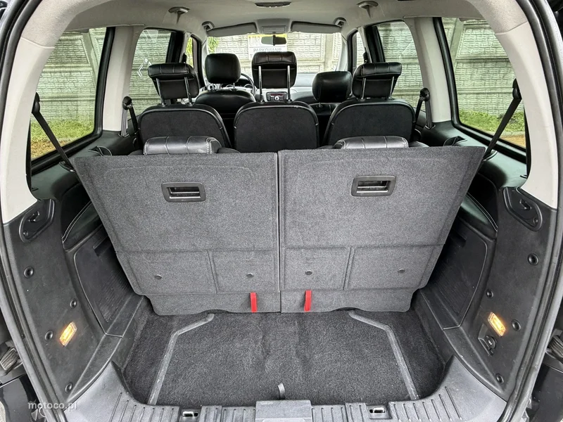 Ford Galaxy II 22