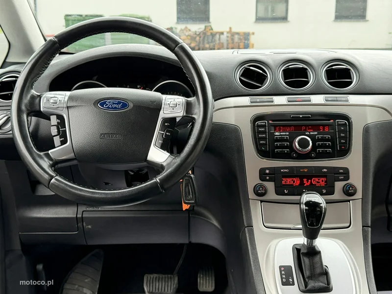 Ford Galaxy II 48