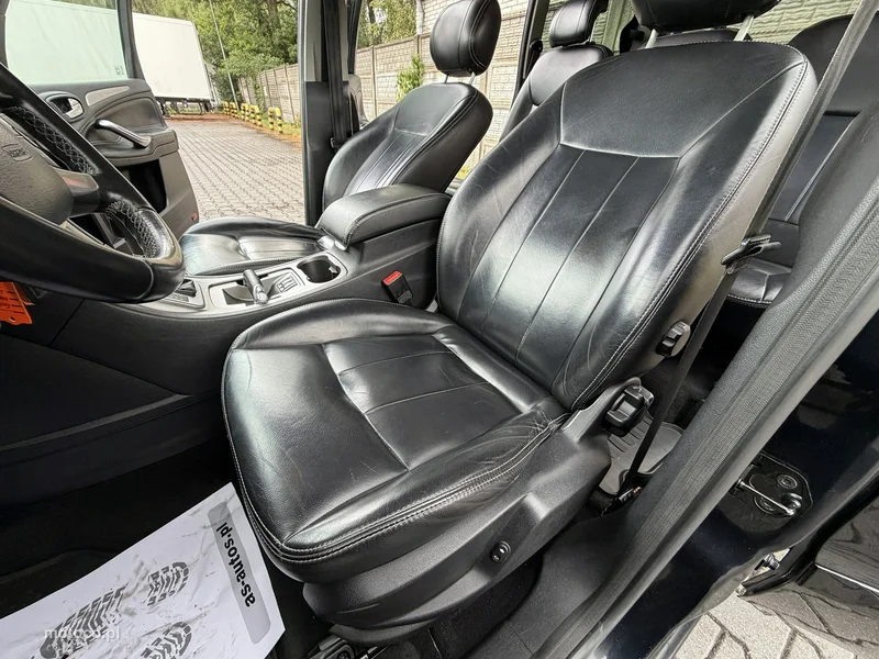 Ford Galaxy II 9
