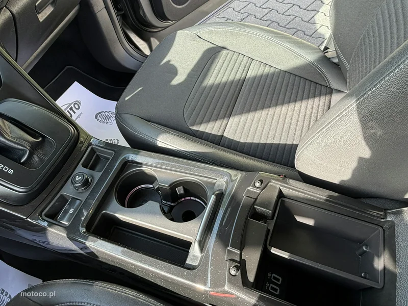 Ford Kuga II 17