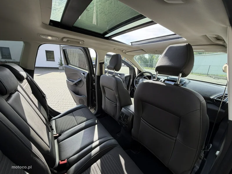Ford Kuga II 23