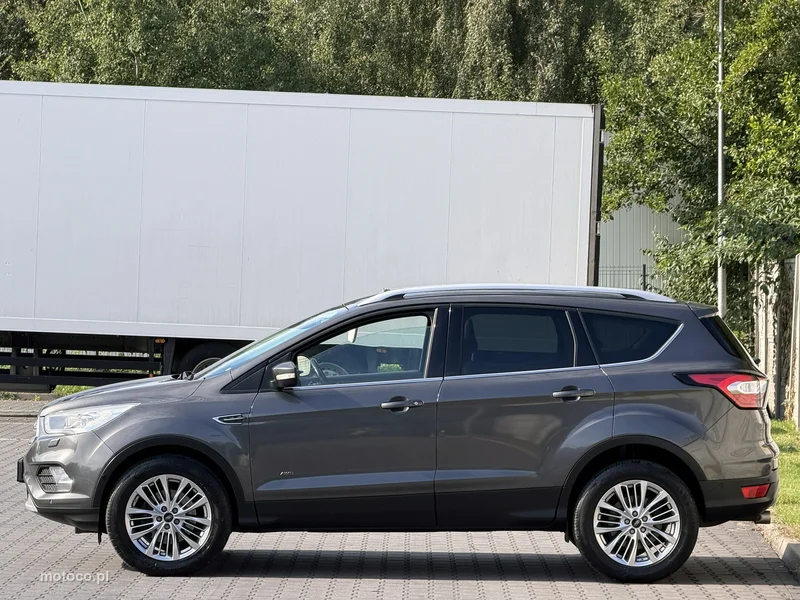 Ford Kuga II 26