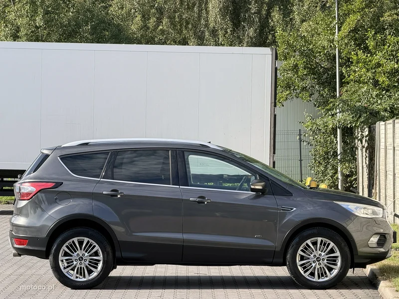Ford Kuga II 47