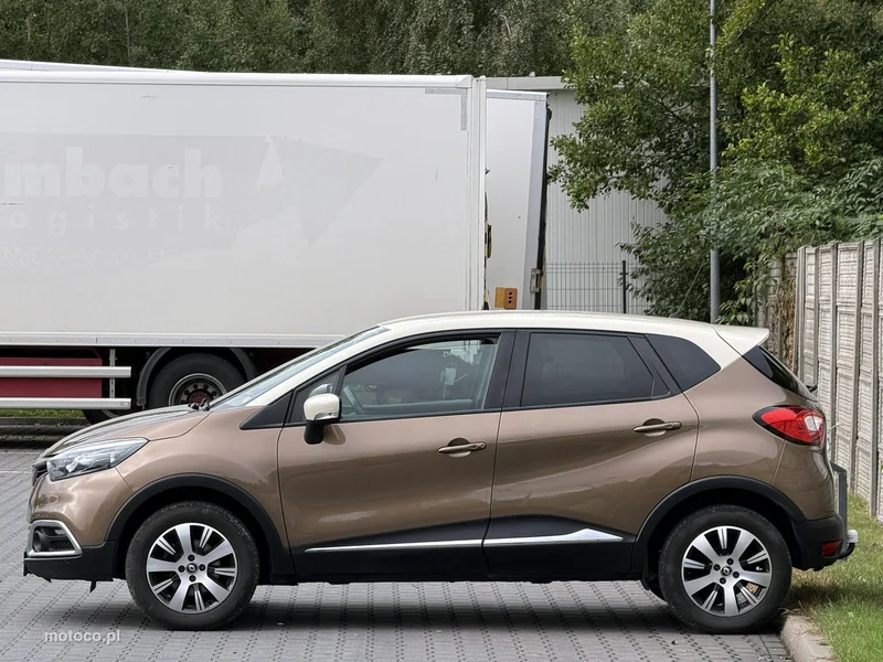 Renault Captur I 28
