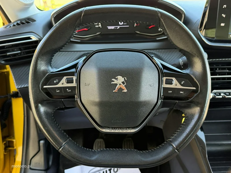 Peugeot 208 11