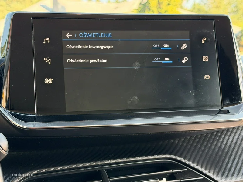 Peugeot 208 53